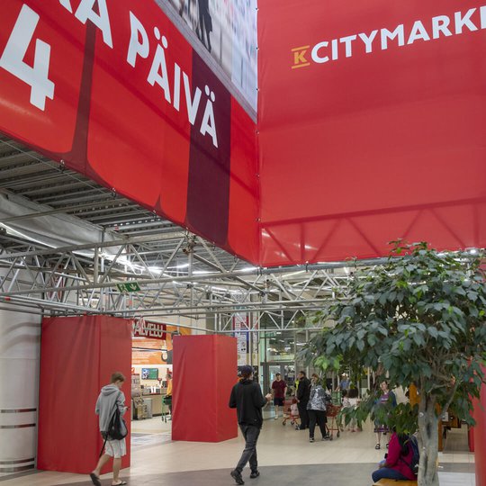 Uudistuvaa Jumbo-Flamingoa tehdään turvallisuus etunenässä: hinta ja laatu ratkaisevat